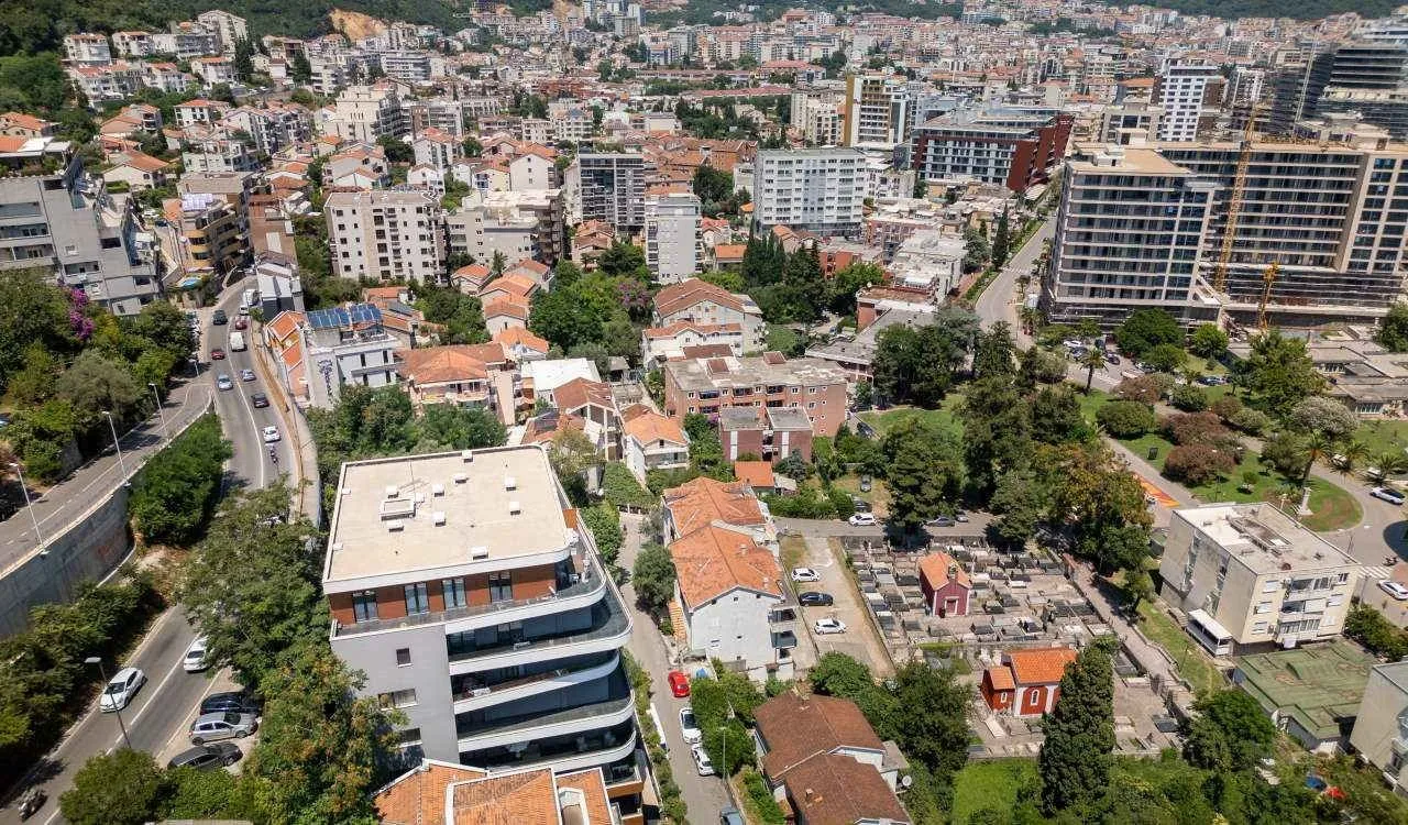 Prodaja, trosoban stan, 149m², Gospoština, Budva