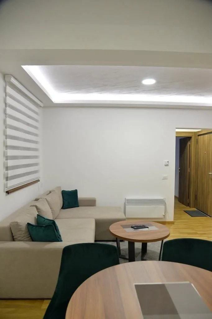 Prodaja, dvosoban stan, 32m², Centar, Čajetina