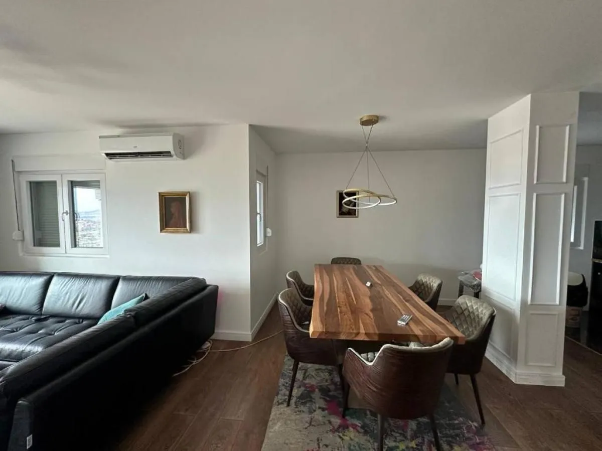 Prodaja, trosoban stan, 140m², Budva, Crna Gora