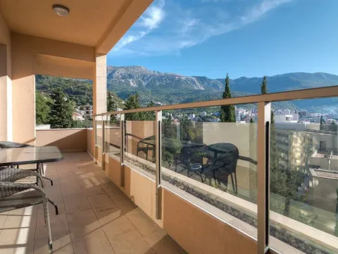 Sale, three bedroom apartment, 189m², Budva, Crna Gora - image 5