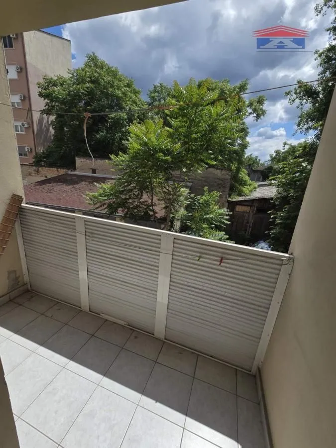 Prodaja, trosoban stan, 92m², Bulevar Oslobodjenja, Novi Sad Sve Podlokacije