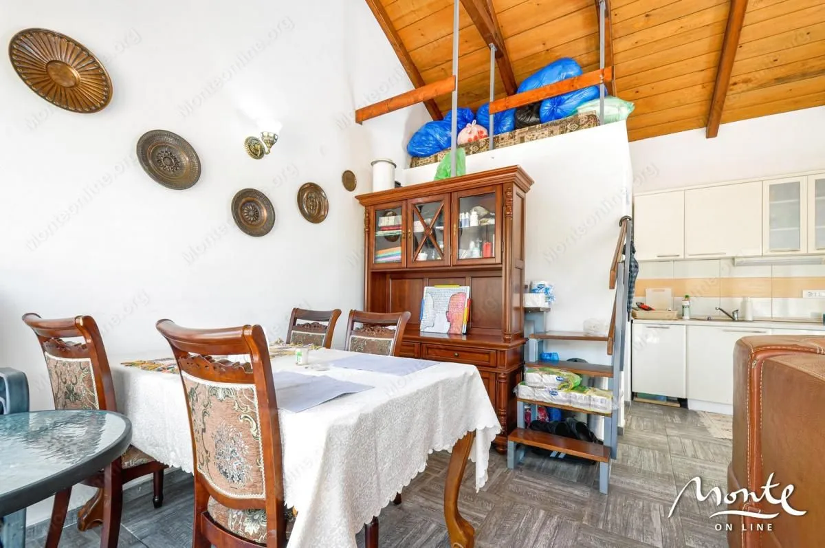 Prodaja, kuća, 110m², Lepetani, Tivat