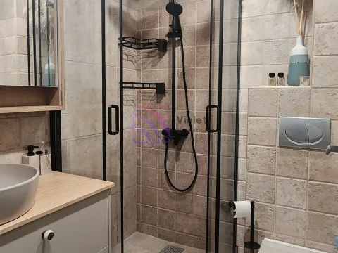 Prodaja, trosoban stan, 75m², Dobrota, Kotor - image 23