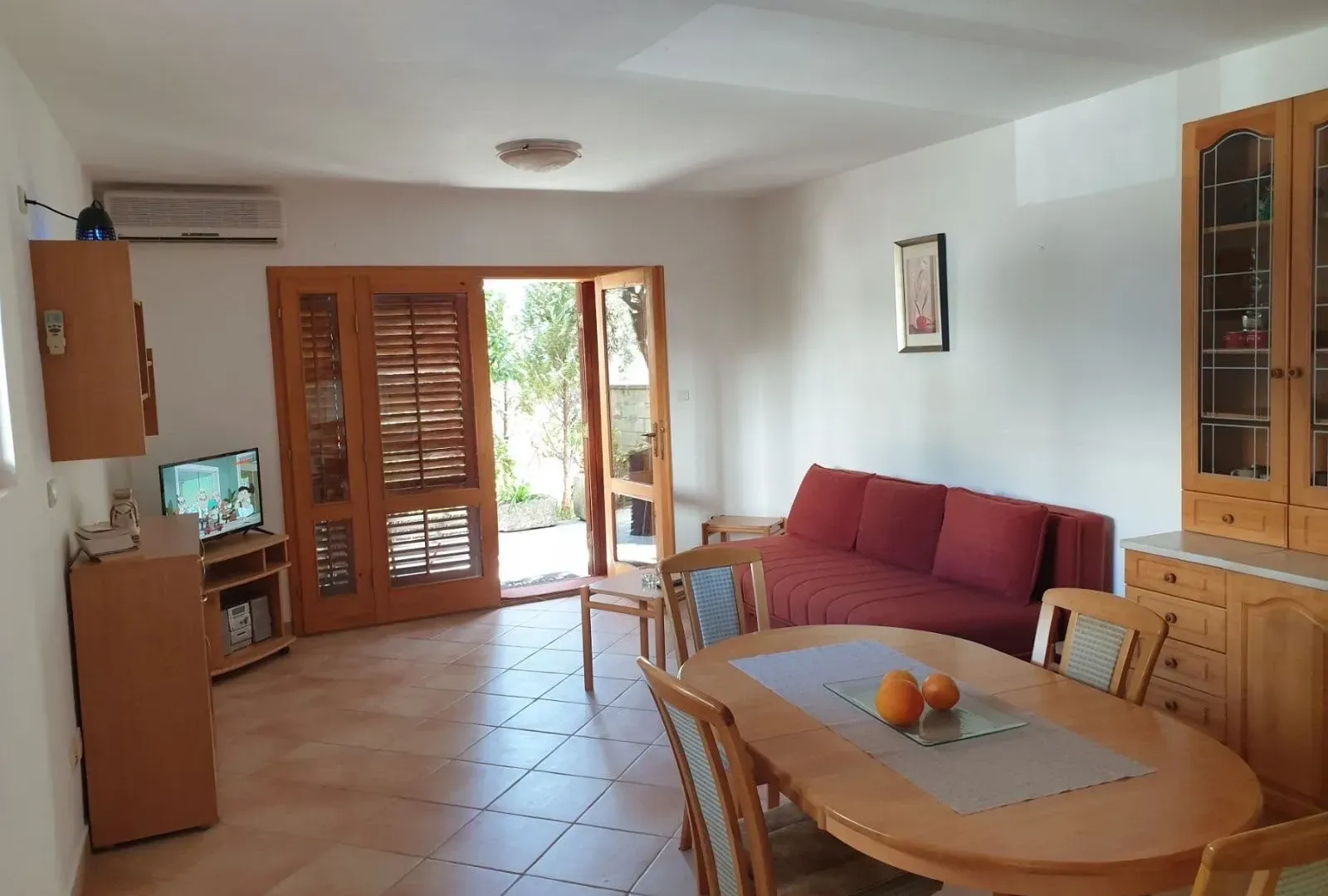 Izdavanje, jednosoban stan, 50m², Seljanovo, Tivat
