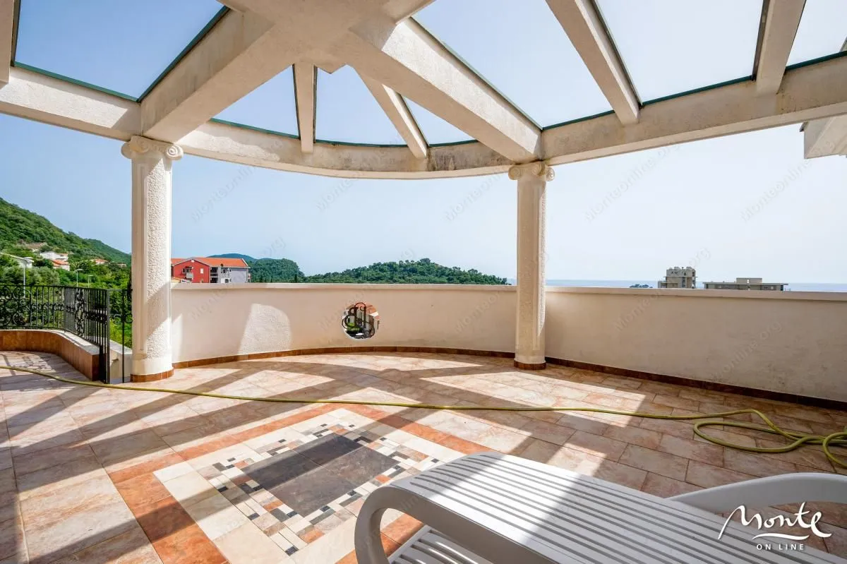 Sale, house, 560m², Petrovac, Budva