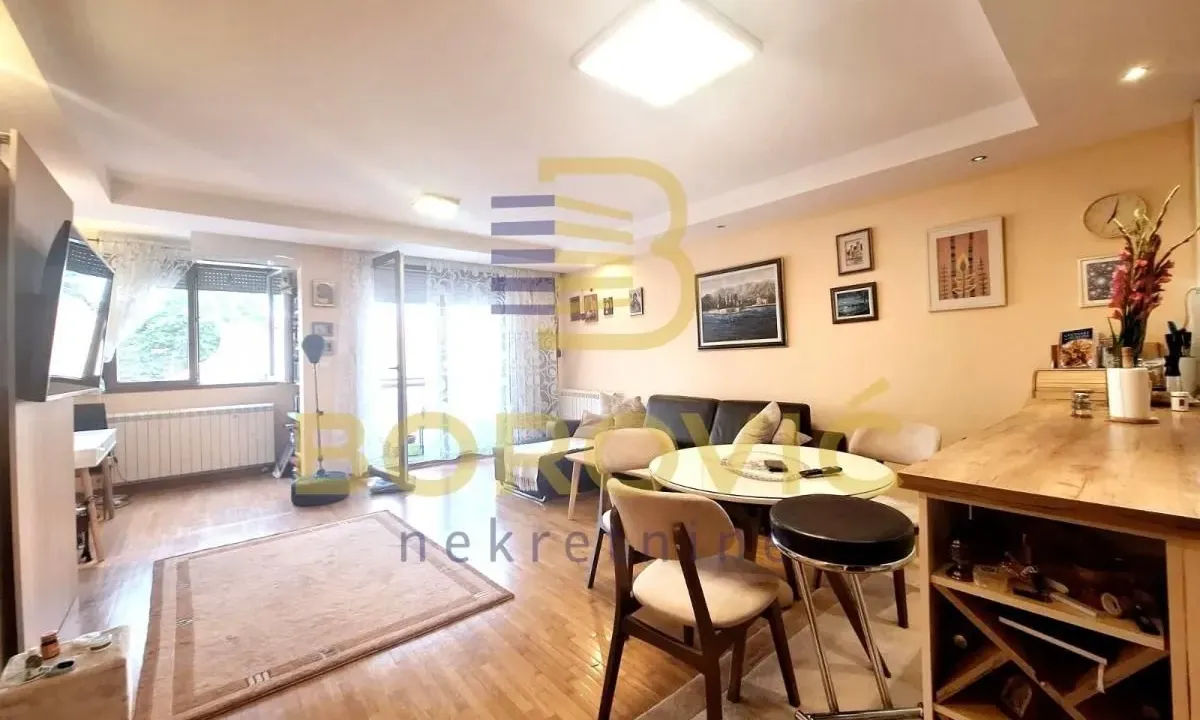 Prodaja, trosoban stan, 85m², Vukov Spomenik, Zvezdara Sve Podlokacije