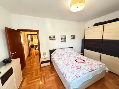 Prodaja, četvorosoban stan, 85m², Soho City, Bar - image 19