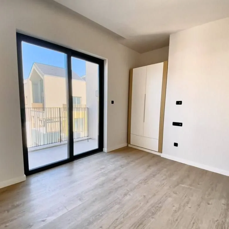 Prodaja, dvosoban stan, 102m², Boka Place, Tivat