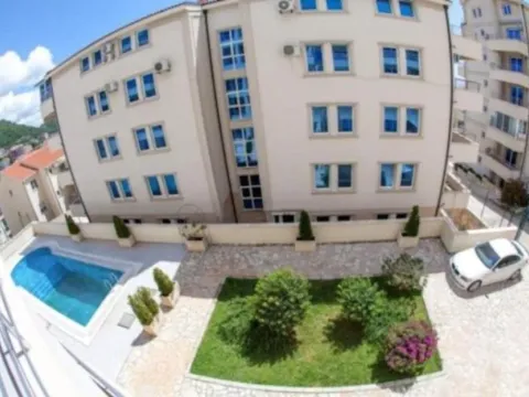Rent, one bedroom apartment, 64m², Petrovac, Budva - image 4