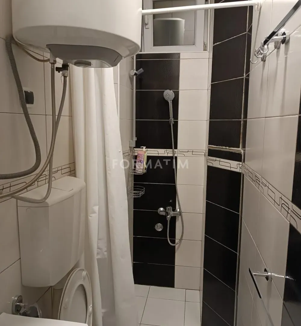 Izdavanje, jednosoban stan, 31m², Stari Grad, Beograd