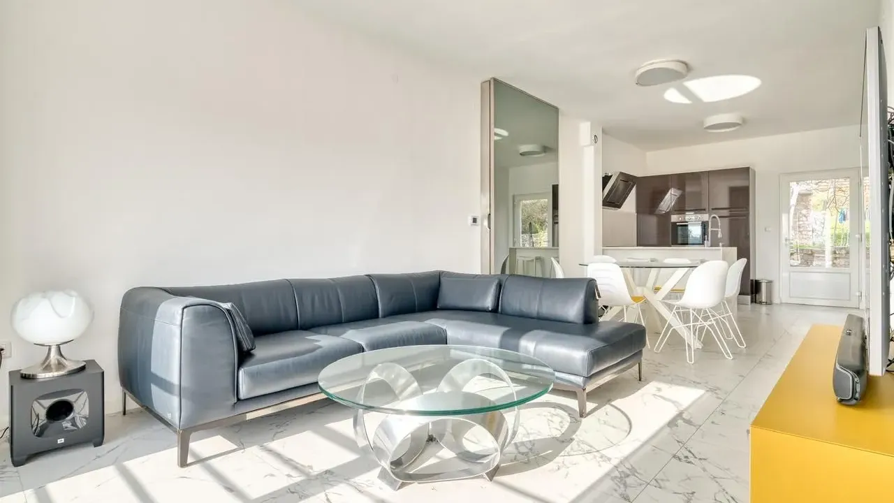 Sale, two bedroom apartment, 60m², Petrovac, Budva