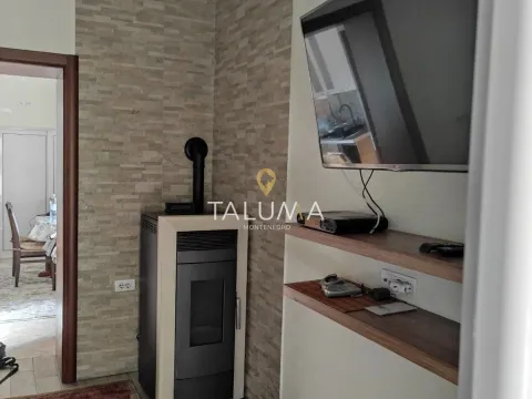 Izdavanje, dvosoban stan, 96m², Centar, Podgorica - image 3