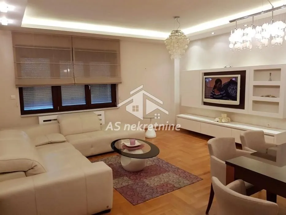 Prodaja, trosoban stan, 75m², Fon (Fon - Bilećka), Voždovac Sve Podlokacije