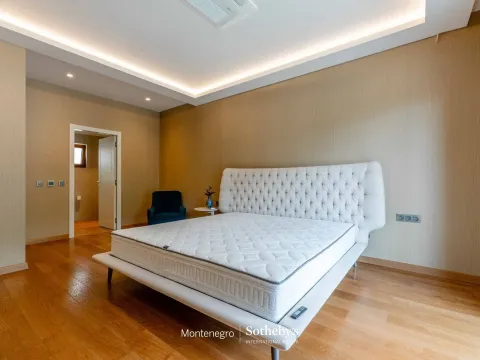 Prodaja, kuća, 261m², Rijeka Reževići, Budva - image 18
