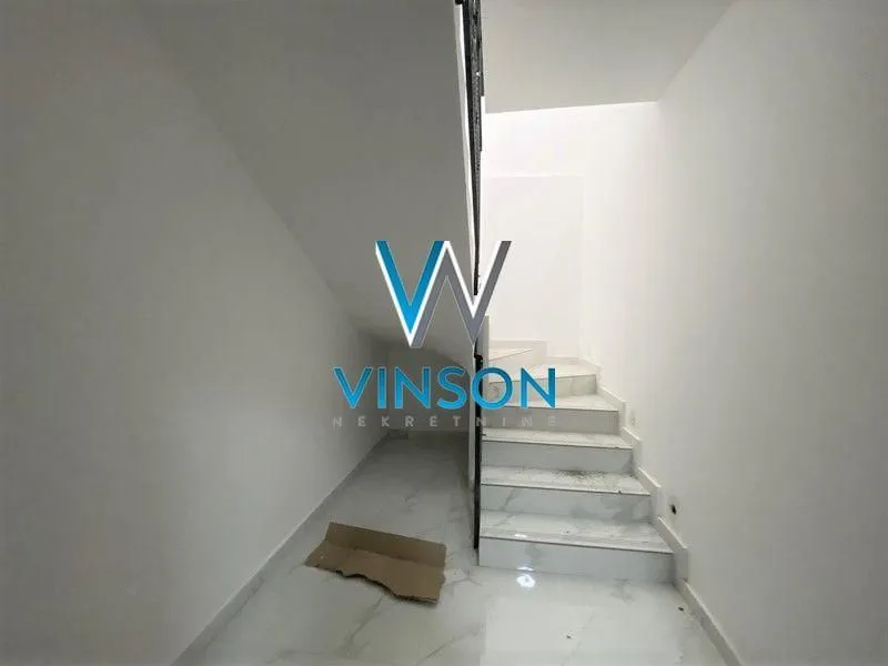 Prodaja, dvosoban stan, 103m², Salajka, Novi Sad Sve Podlokacije