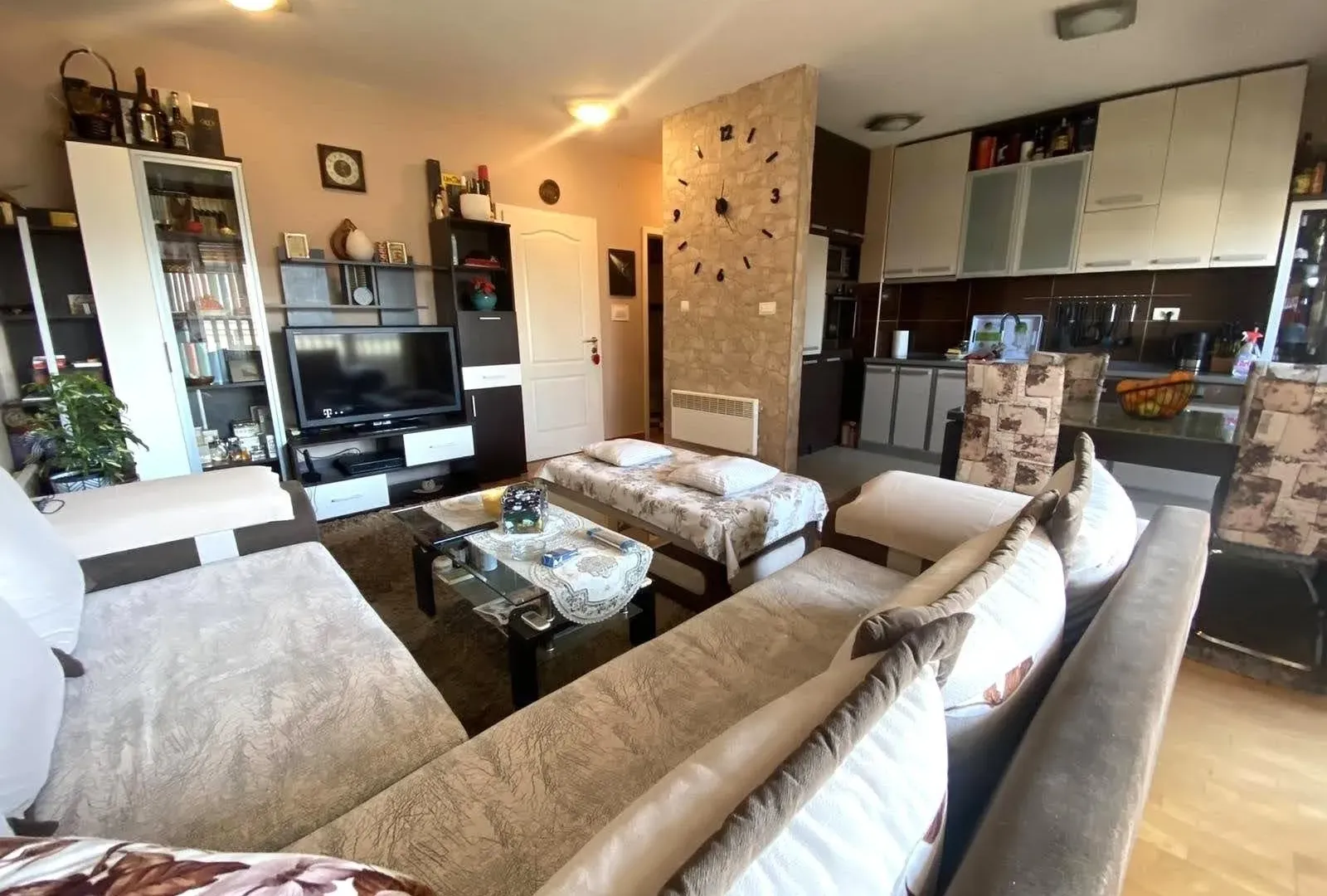 Prodaja, trosoban stan, 90m², Zabjelo, Podgorica