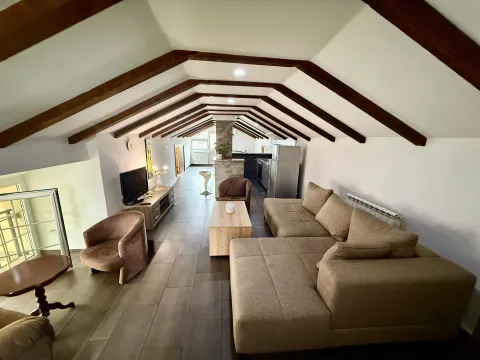 Izdavanje, kuća, 60m², Zabjelo, Podgorica - image 5