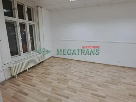 Izdavanje, trosoban stan, 108m², Novi Sad Sve Podlokacije, Novi Sad - image 7