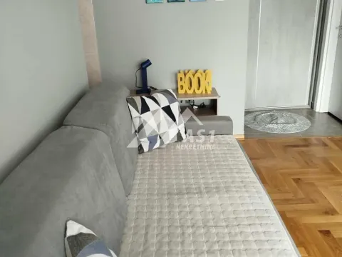 Izdavanje, dvosoban stan, 47m², Podbara, Novi Sad Sve Podlokacije - image 2