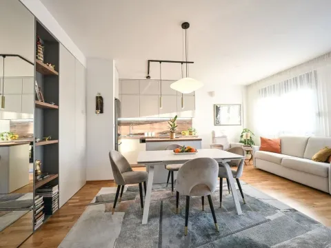 Prodaja, dvosoban stan, 63m², Tivat, Crna Gora - image 1