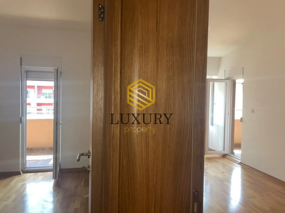 Prodaja, dvosoban stan, 59m², Kod Big Fashion-a, Podgorica