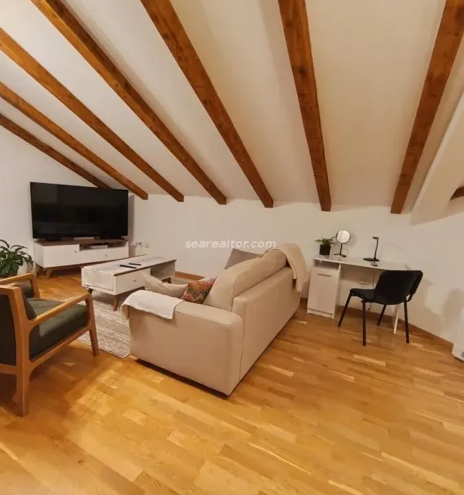 Rent, three bedroom apartment, 111m², Tivat, Crna Gora