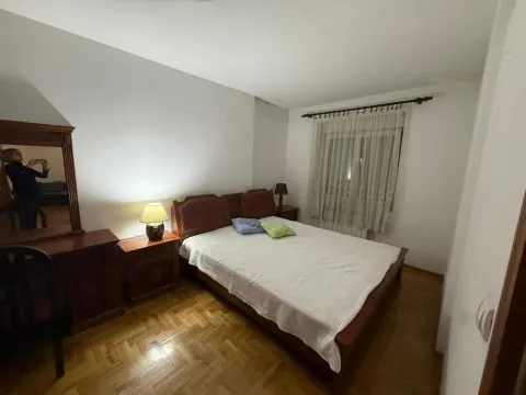 Izdavanje, trosoban stan, 63m², Đeram Pijaca, Beograd - image 5