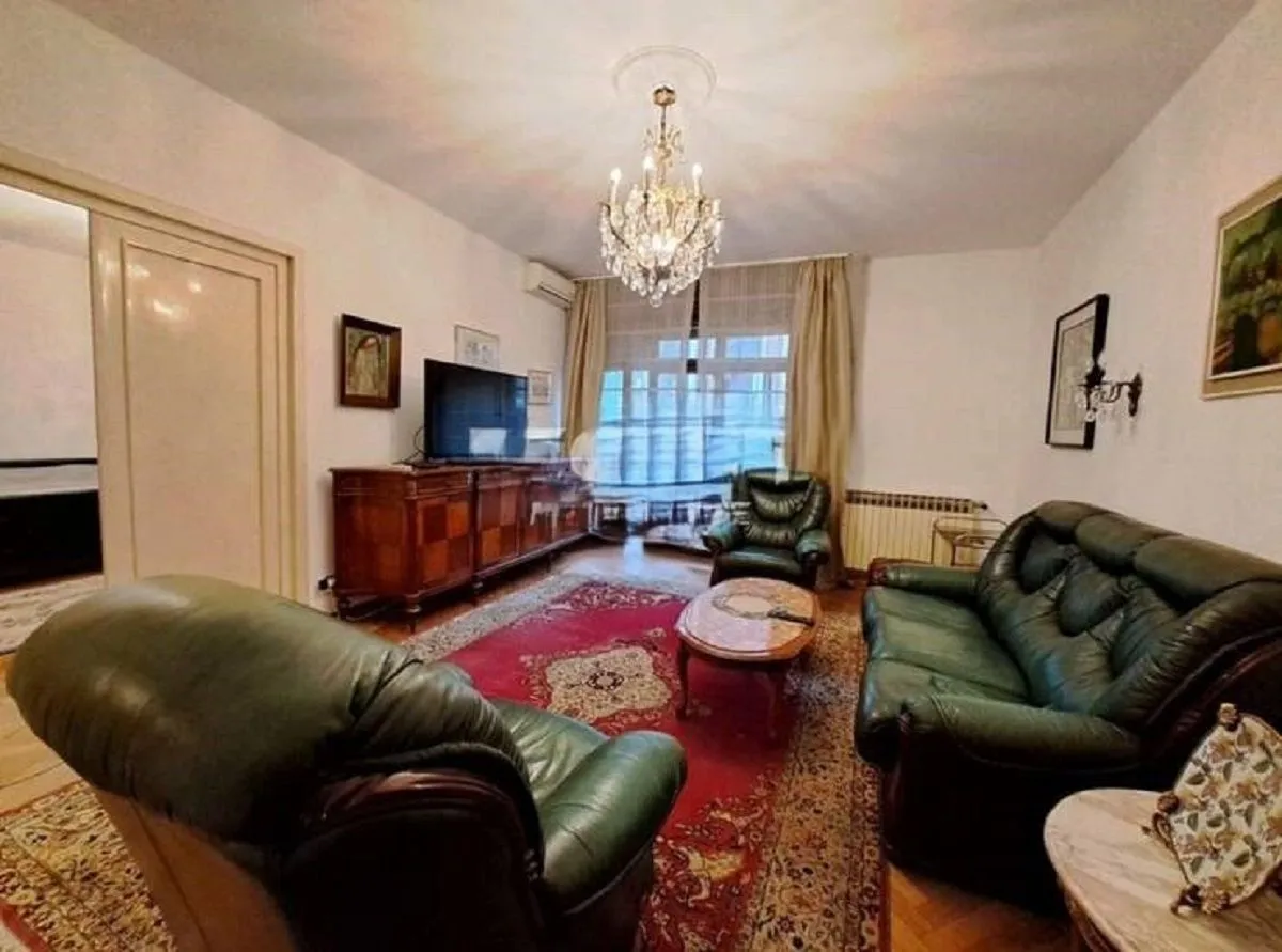 Prodaja, trosoban stan, 101m², Vračar Sve Podlokacije, Beograd