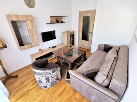 Rent, apartment, 27m², Podgorica, Crna Gora - image 2