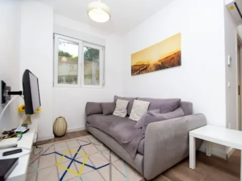 Sale, one bedroom apartment, 29m², Centar, Tivat - image 5