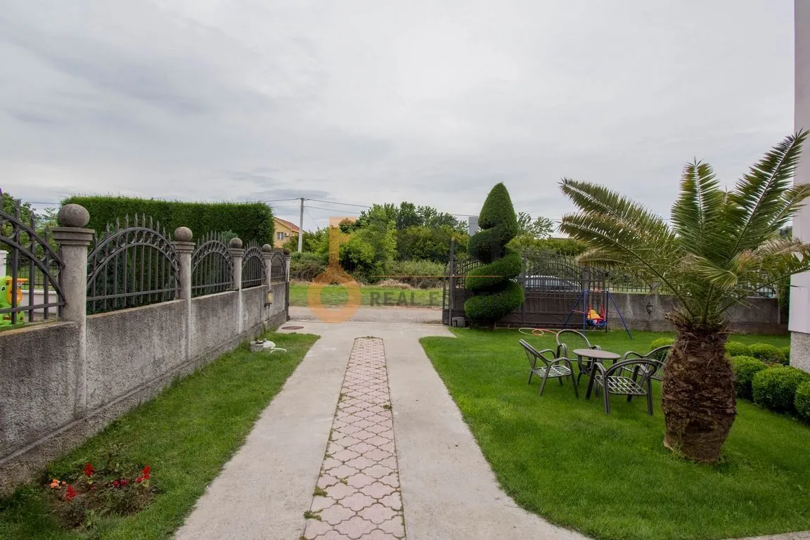 Rent, three bedroom apartment, 140m², Zabjelo, Podgorica