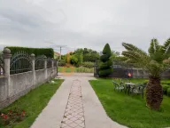 Izdavanje, trosoban stan, 140m², Zabjelo, Podgorica - image 20