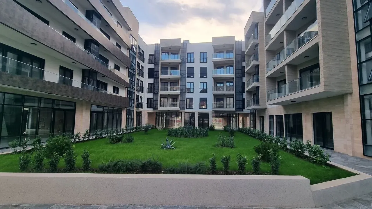 Prodaja, jednosoban stan, 55m², Tivat, Crna Gora