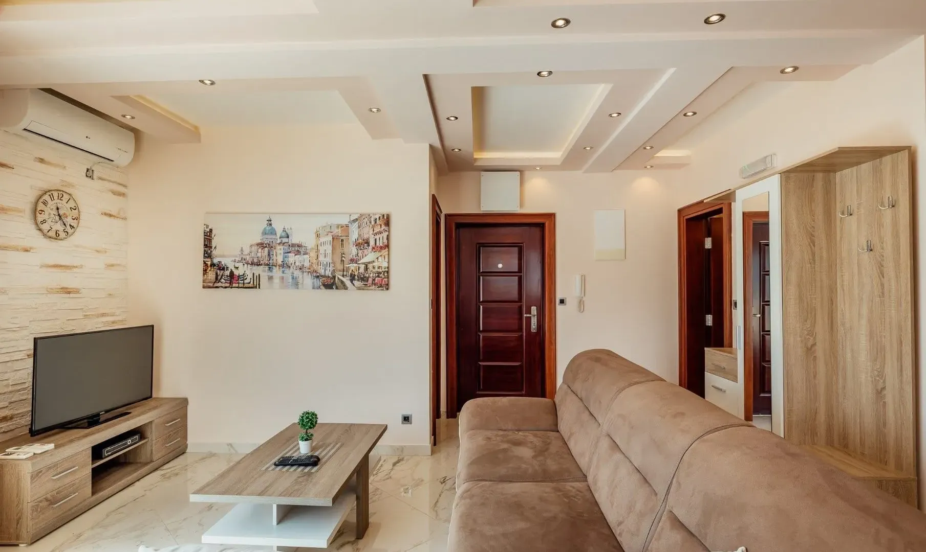 Prodaja, dvosoban stan, 64m², Đuraševići, Tivat