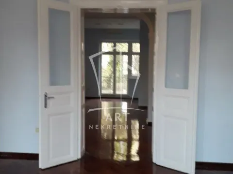 Sale, five bedroom apartment, 180m², Savski Venac, Beograd - image 12