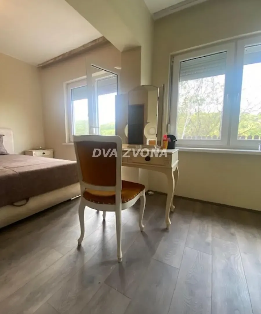 Prodaja, kuća, 113m², Petrovaradin, Novi Sad