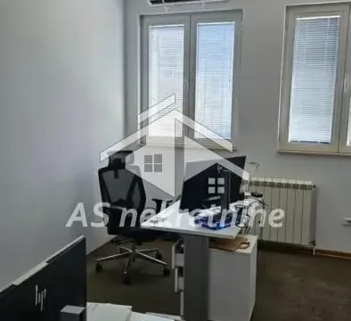 Izdavanje, poslovni prostor, 130m², Stari Grad, Beograd - image 9