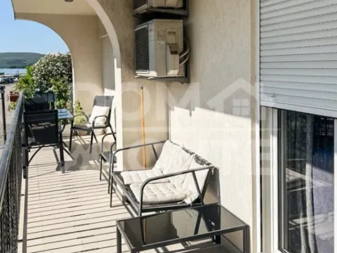 Izdavanje, dvosoban stan, 80m², Tivat, Crna Gora - image 10