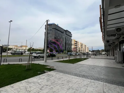 Rent, office space, 104m², Central Point, Podgorica - image 13