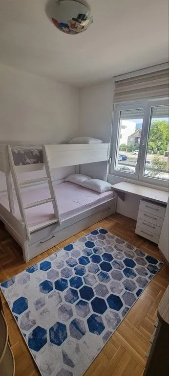 Rent, two bedroom apartment, 74m², Nova Dalmatinska, Podgorica