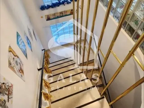 Izdavanje, kuća, 343m², Neimar, Vračar Sve Podlokacije - image 13