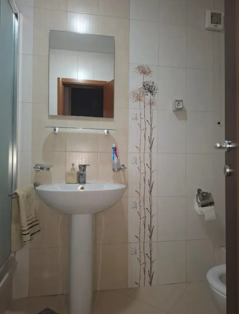 Izdavanje, jednosoban stan, 41m², Stari Aerodrom, Podgorica