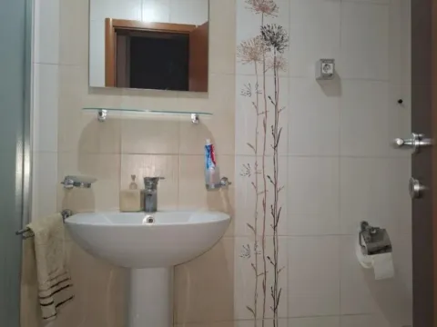 Izdavanje, jednosoban stan, 41m², Stari Aerodrom, Podgorica - image 11