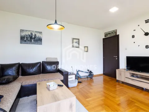 Prodaja, jednosoban stan, 41m², Drač, Podgorica - image 2