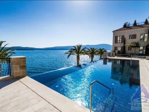 Sale, one bedroom apartment, 76m², Porto Montenegro, Tivat - image 3