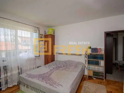 Prodaja, kuća, 356m², Murtovina, Podgorica - image 9