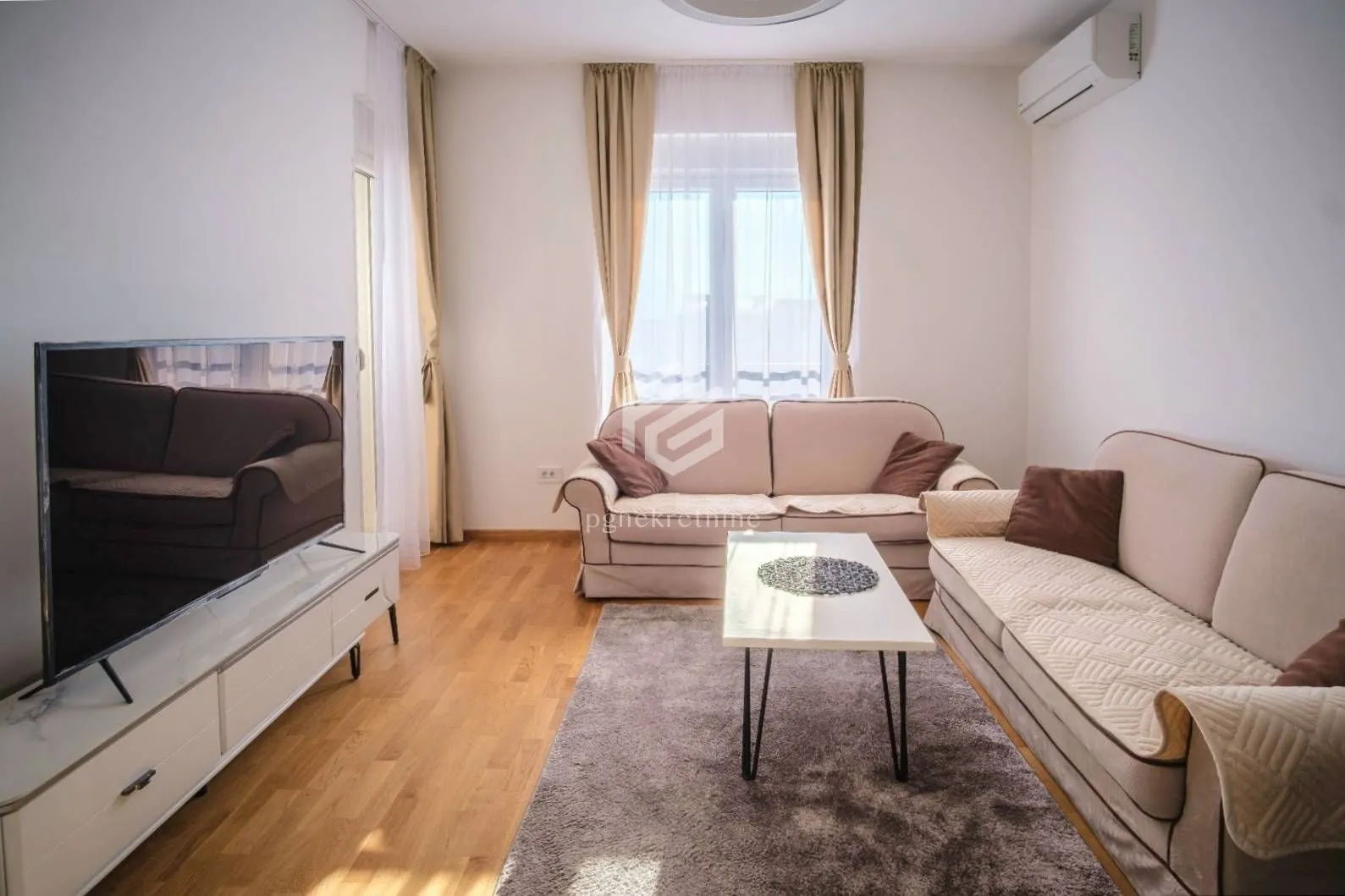 Rent, one bedroom apartment, 45m², Stari Aerodrom, Podgorica