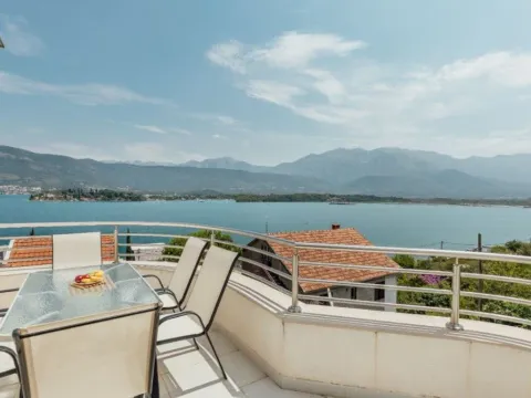 Sale, two bedroom apartment, 62m², Krašići, Tivat - image 6