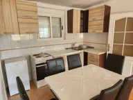 Izdavanje, dvosoban stan, 70m², Centar, Podgorica - image 2