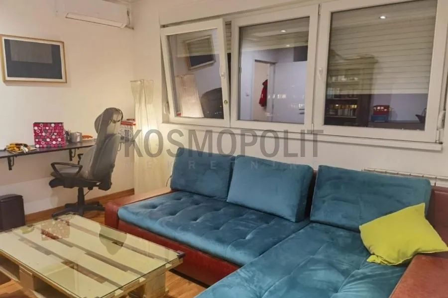 Prodaja, četvorosoban stan, 93m², Zvezdara Sve Podlokacije, Beograd